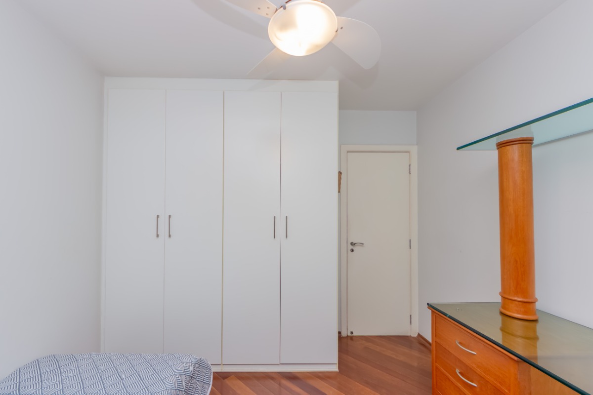 Apartamento à venda com 3 quartos, 122m² - Foto 29