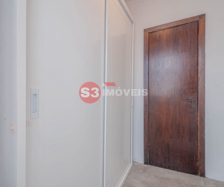 Casa à venda com 4 quartos, 216m² - Foto 23