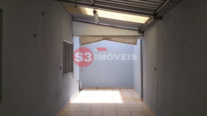 Casa para alugar com 4 quartos, 161m² - Foto 5