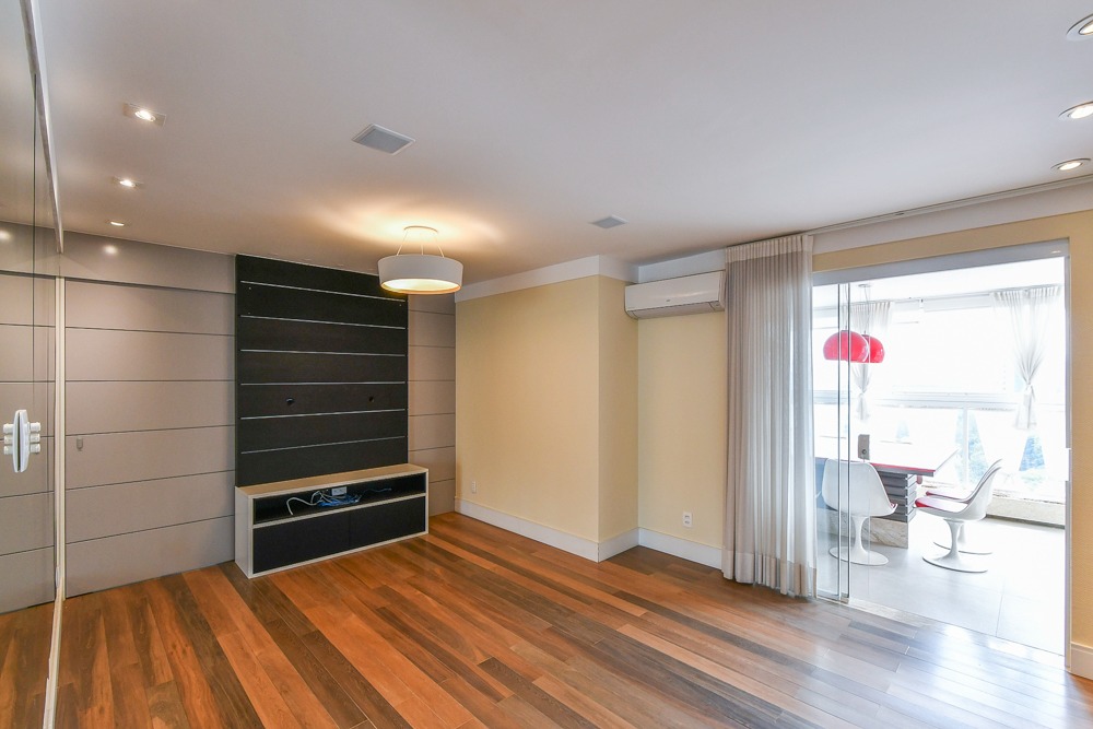 Apartamento à venda com 3 quartos, 98m² - Foto 4