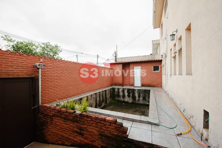 Casa à venda com 5 quartos, 310m² - Foto 36