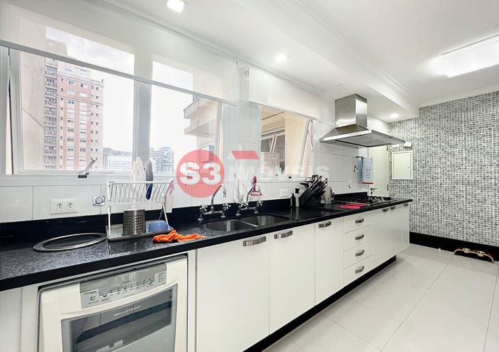 Apartamento à venda com 3 quartos, 226m² - Foto 34