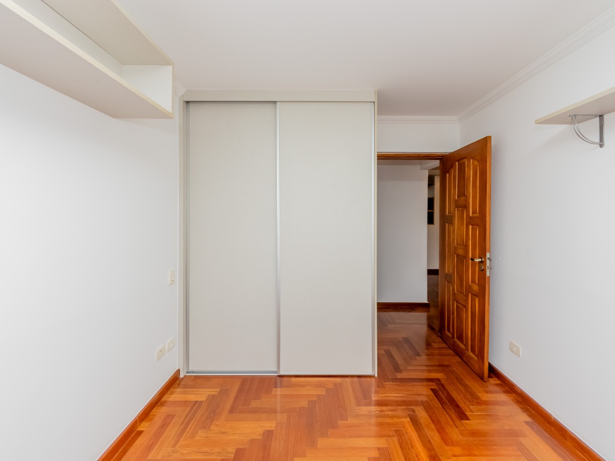 Apartamento à venda com 1 quarto, 68m² - Foto 11