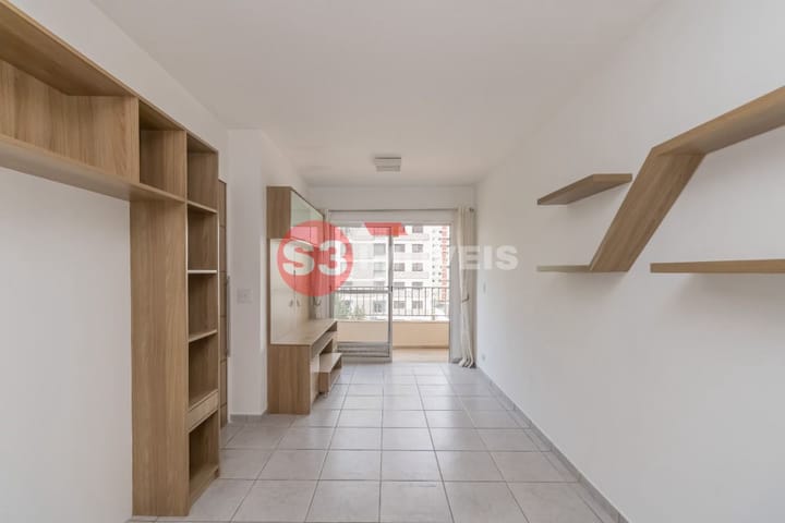 Apartamento à venda com 2 quartos, 70m² - Foto 1