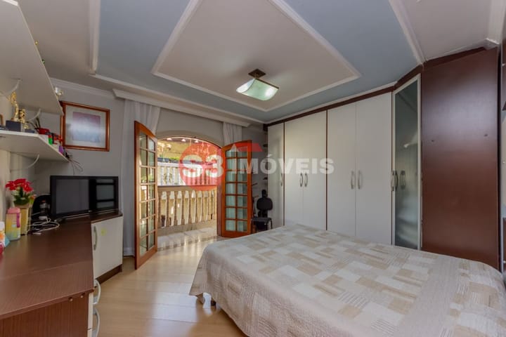 Casa à venda com 3 quartos, 322m² - Foto 21