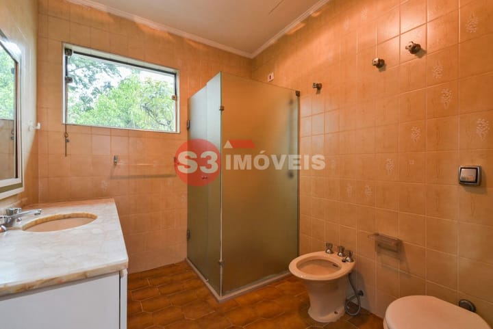 Casa à venda com 4 quartos, 331m² - Foto 48