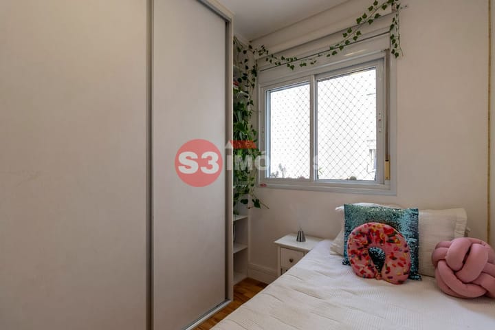 Apartamento à venda com 2 quartos, 83m² - Foto 11