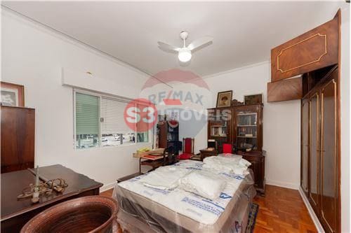 Apartamento à venda com 3 quartos, 180m² - Foto 13