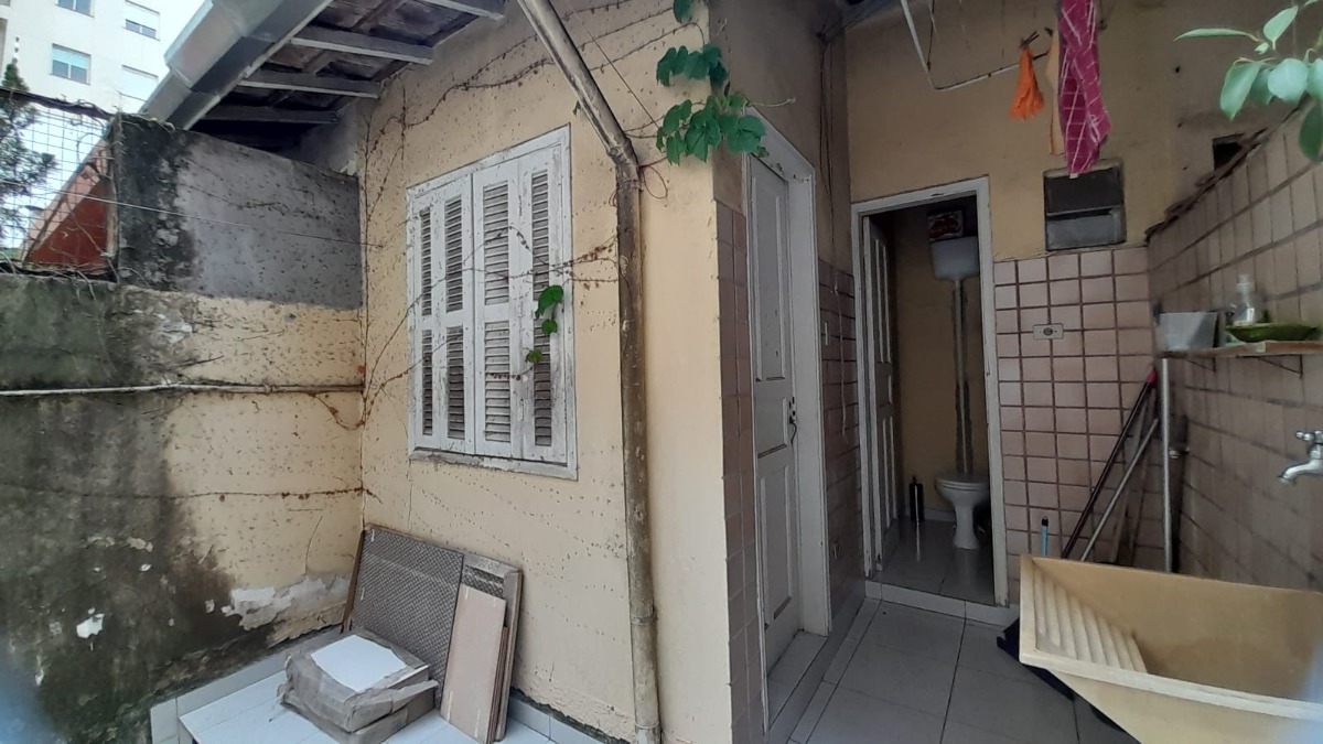 Casa à venda com 2 quartos, 120m² - Foto 18