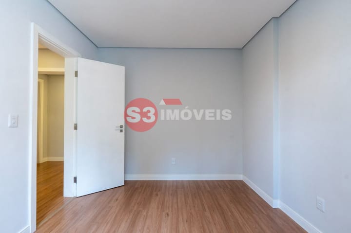 Apartamento à venda com 4 quartos, 200m² - Foto 38