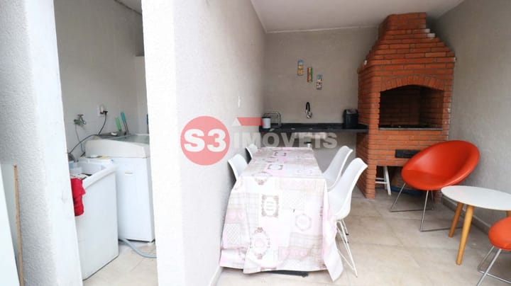 Casa à venda com 2 quartos, 125m² - Foto 16