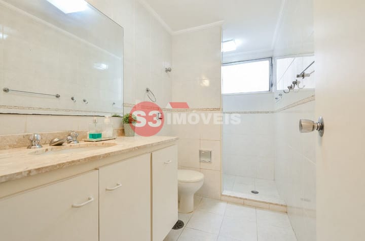 Apartamento à venda com 3 quartos, 198m² - Foto 15