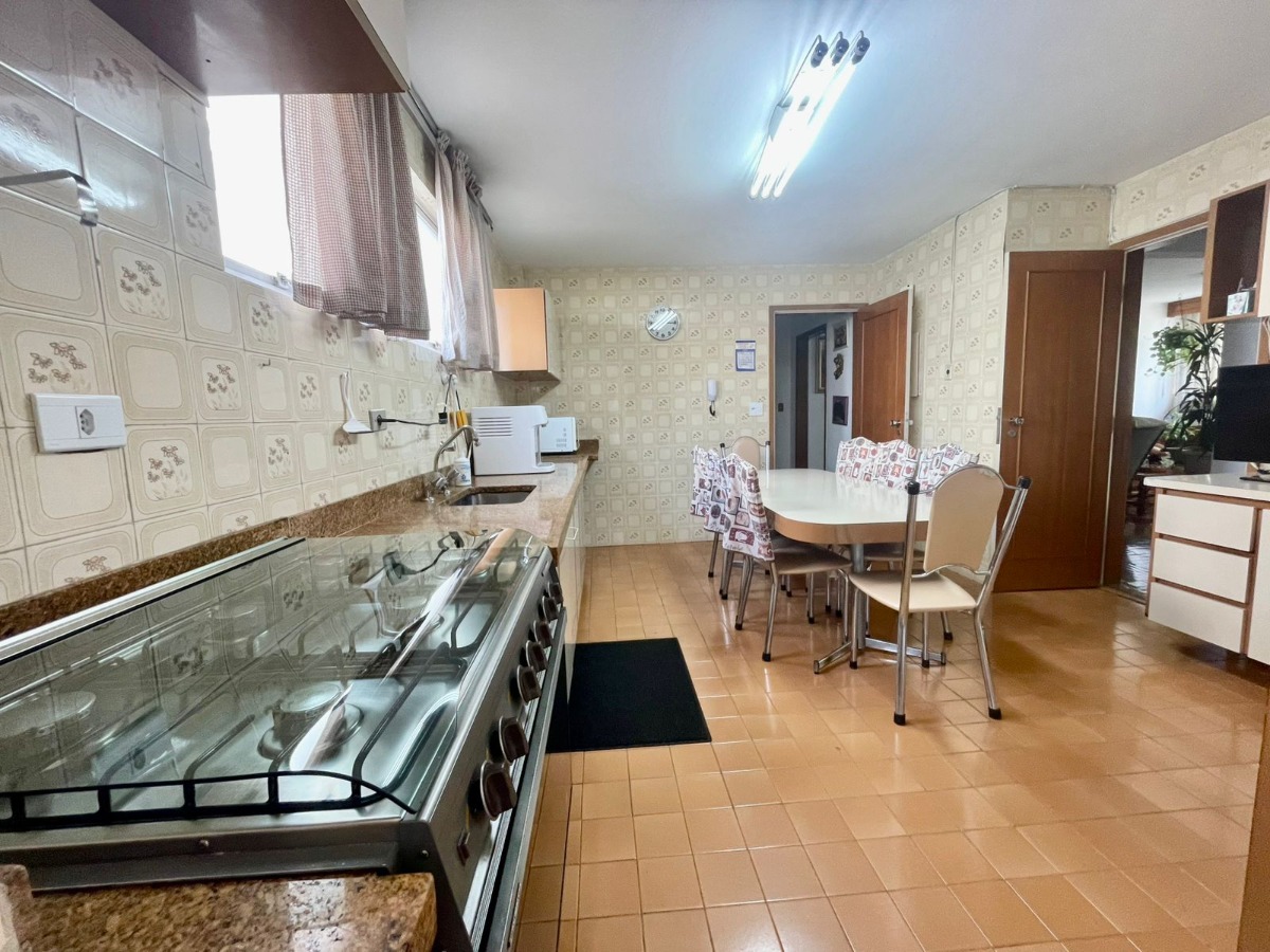 Apartamento à venda com 4 quartos, 111m² - Foto 5