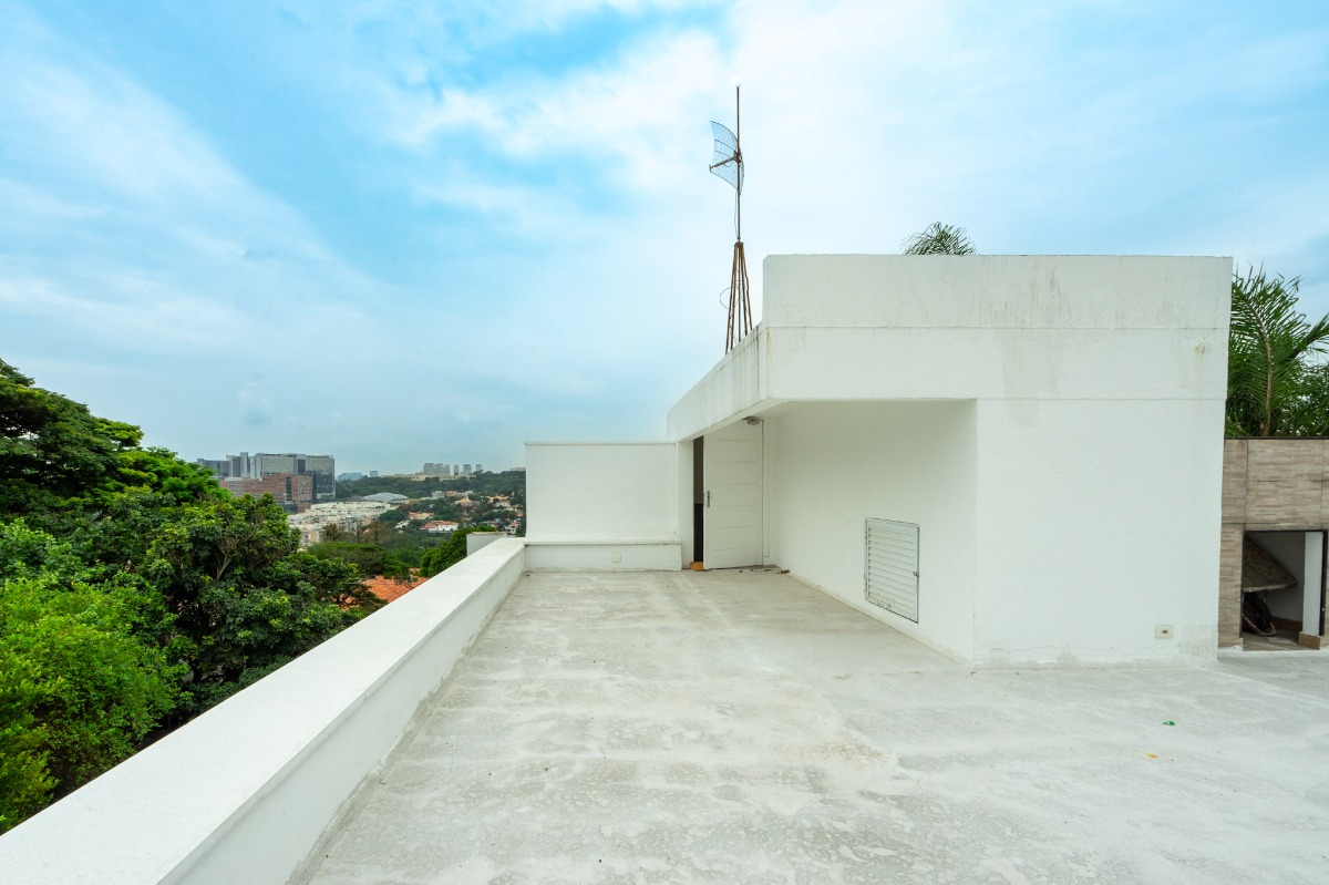 Casa à venda com 7 quartos, 800m² - Foto 66