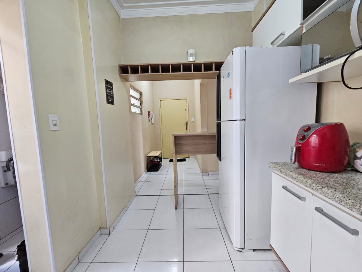 Apartamento à venda com 2 quartos, 62m² - Foto 10