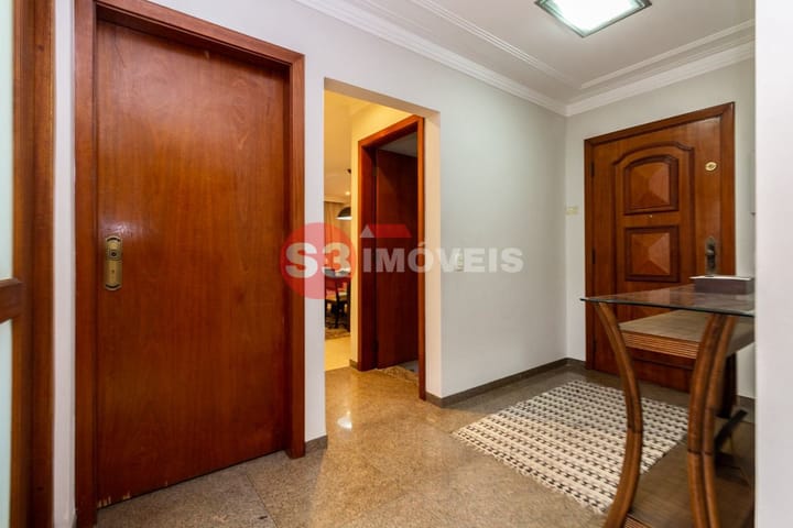 Casa à venda com 3 quartos, 230m² - Foto 11