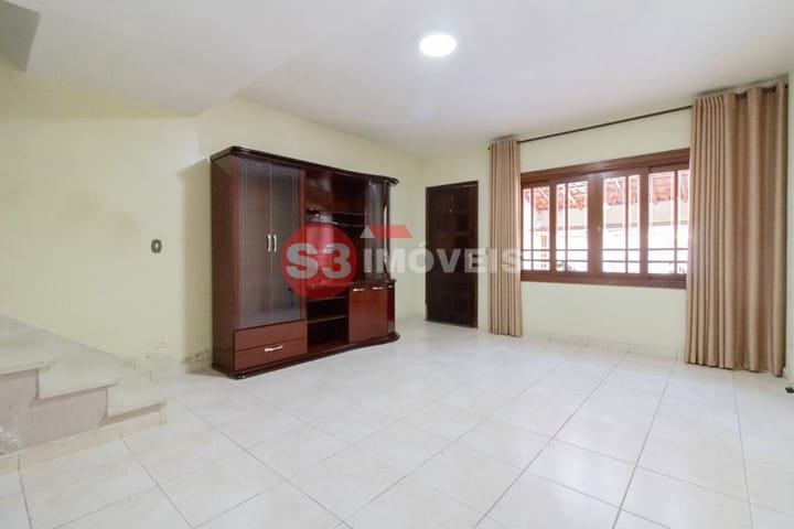 Casa à venda com 3 quartos, 142m² - Foto 8