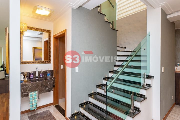 Casa à venda com 3 quartos, 320m² - Foto 15