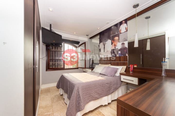 Casa à venda com 3 quartos, 215m² - Foto 10