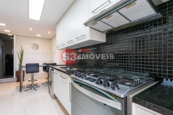 Apartamento à venda com 4 quartos, 155m² - Foto 35