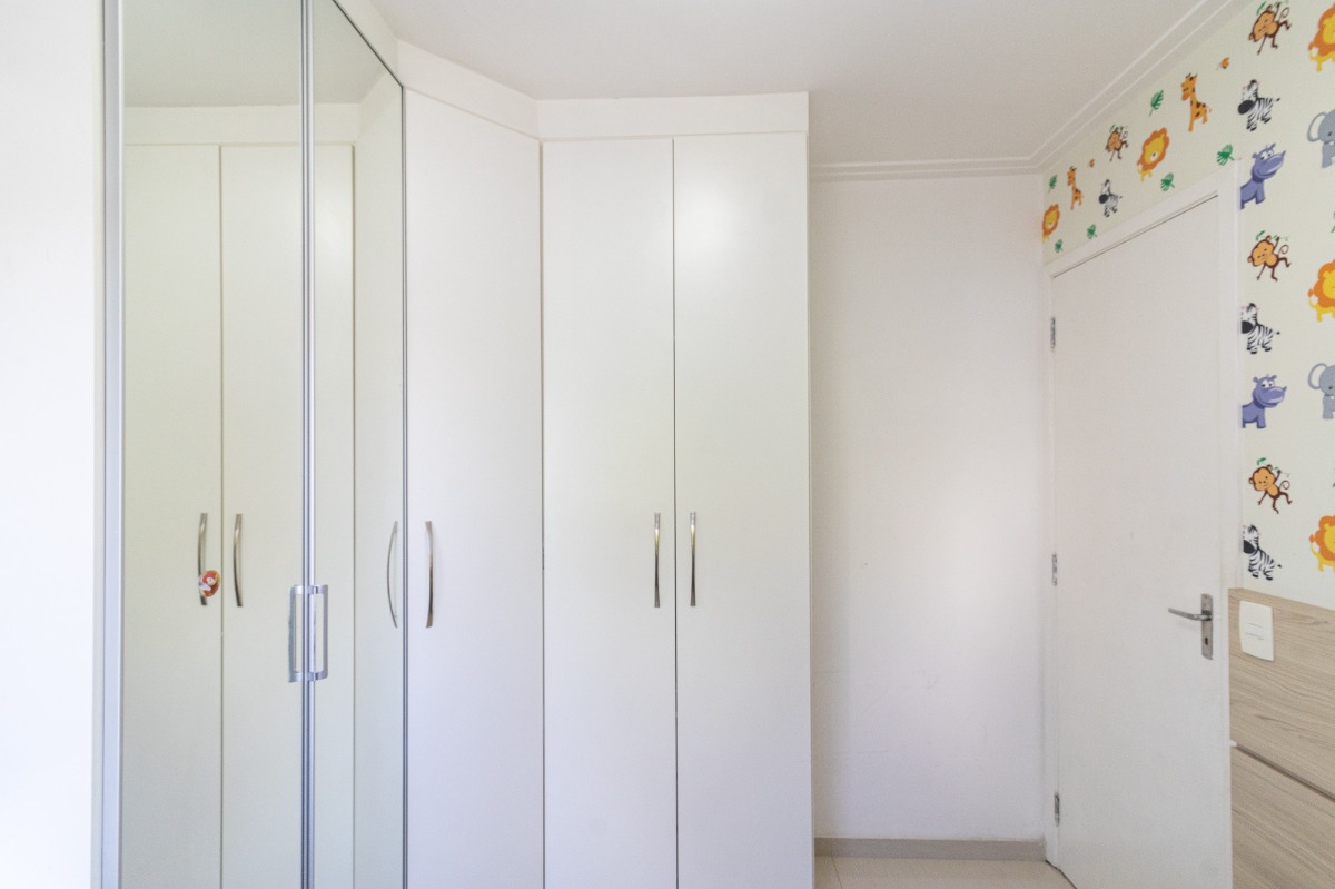 Apartamento à venda com 3 quartos, 161m² - Foto 18