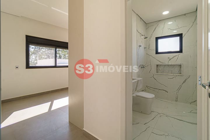 Casa de Condomínio à venda com 4 quartos, 246m² - Foto 46