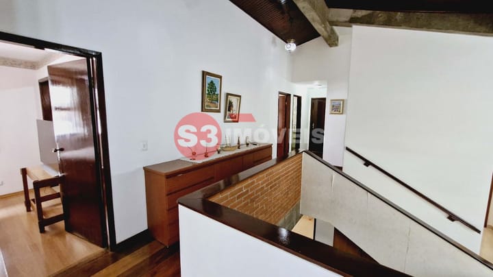 Casa à venda com 3 quartos, 245m² - Foto 22