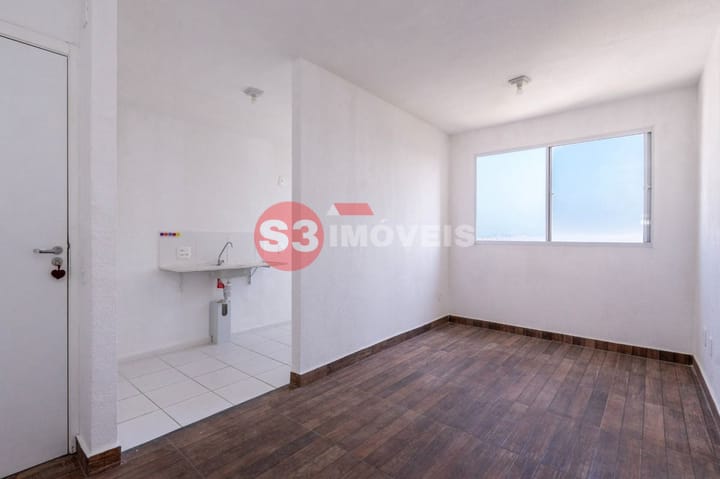 Apartamento à venda com 2 quartos, 41m² - Foto 4