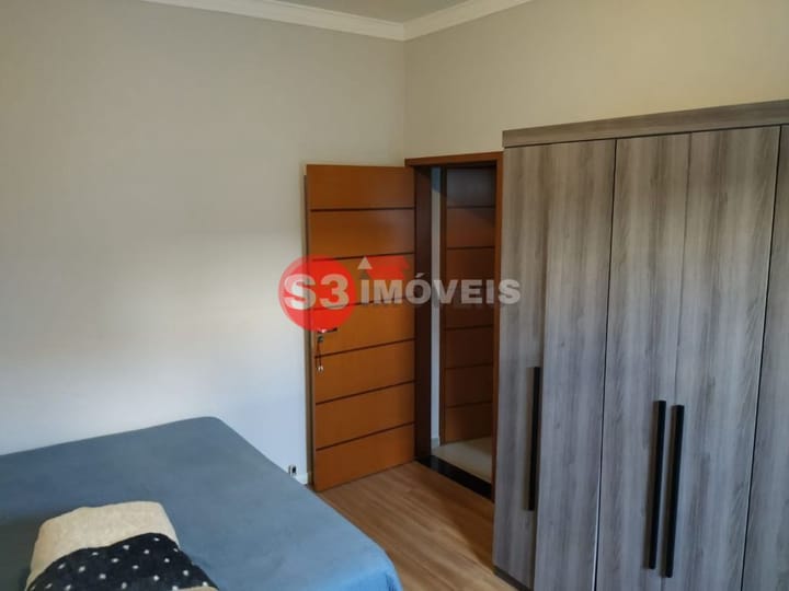 Casa à venda com 4 quartos, 180m² - Foto 12