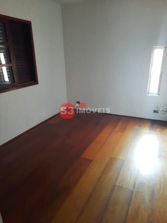 Casa à venda com 5 quartos, 200m² - Foto 7