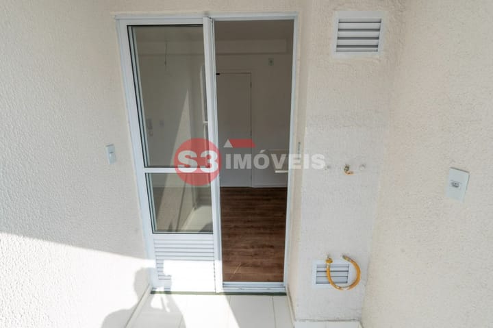 Apartamento à venda com 2 quartos, 30m² - Foto 41