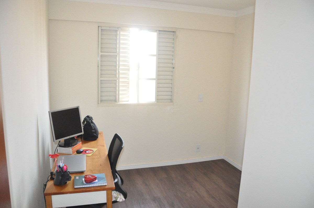 Apartamento à venda com 3 quartos, 83m² - Foto 23