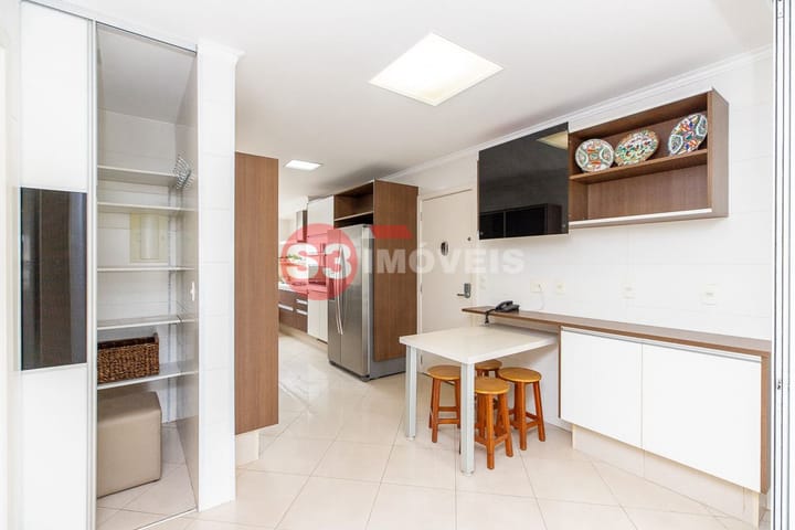 Apartamento à venda com 4 quartos, 276m² - Foto 21