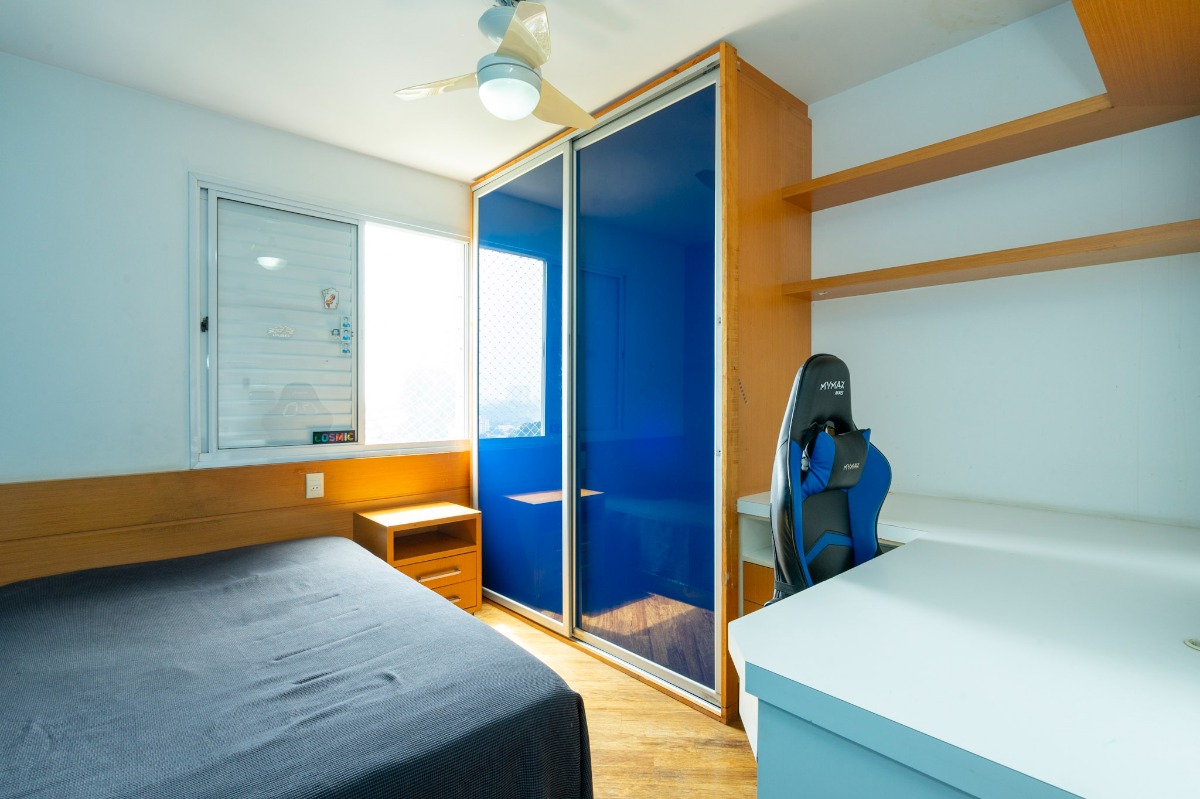 Apartamento à venda com 4 quartos, 145m² - Foto 35