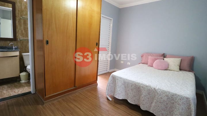 Casa à venda com 3 quartos, 144m² - Foto 14