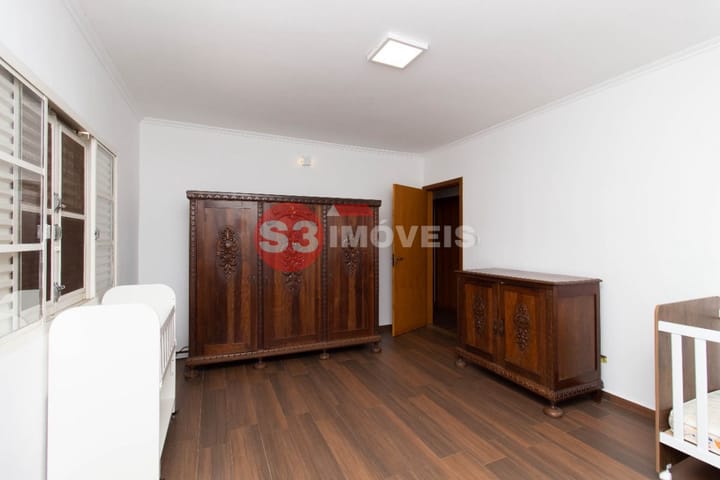 Casa à venda com 5 quartos, 270m² - Foto 10