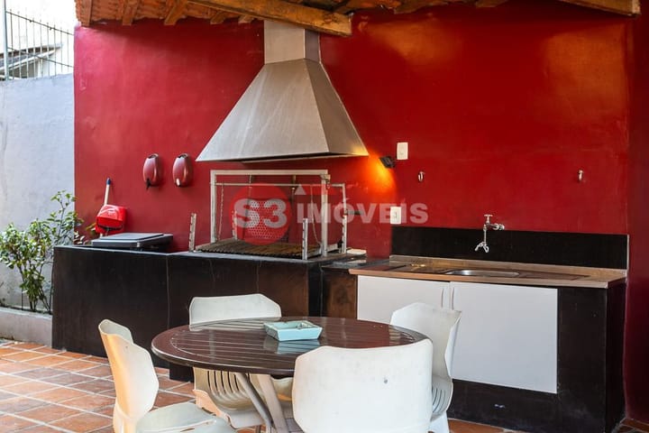 Casa à venda com 3 quartos, 250m² - Foto 34