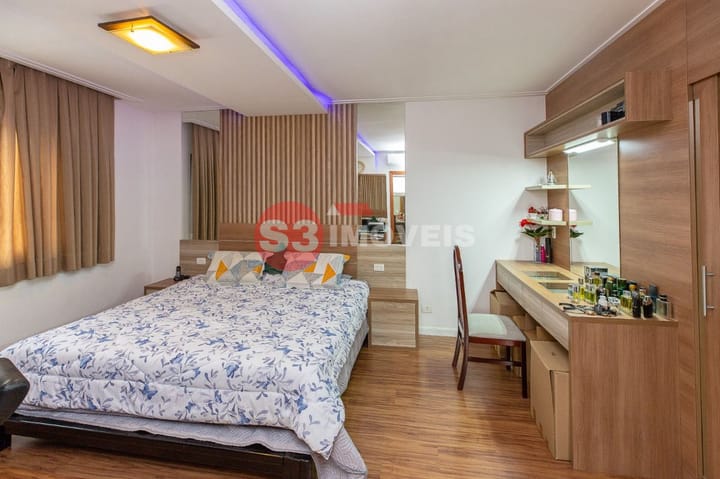 Casa à venda com 3 quartos, 320m² - Foto 39