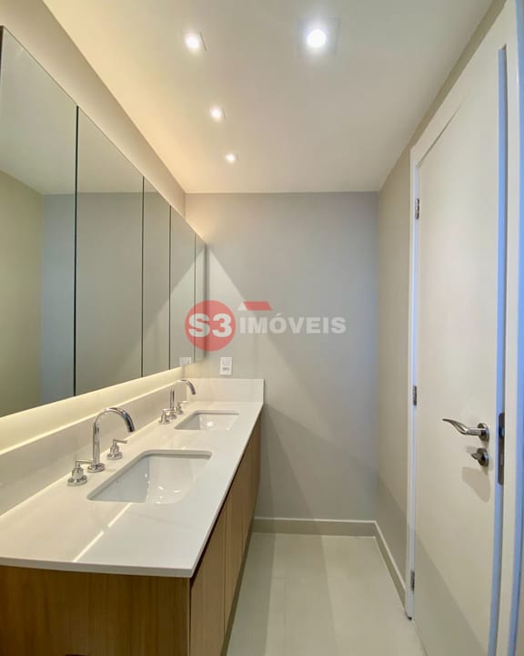 Apartamento à venda com 3 quartos, 130m² - Foto 29