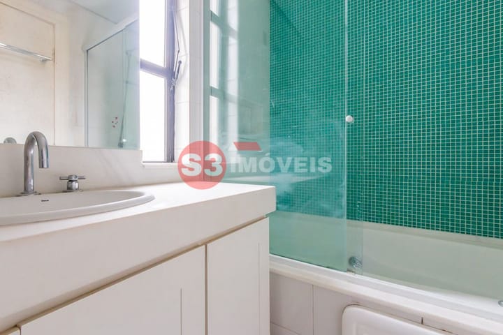 Apartamento à venda com 3 quartos, 134m² - Foto 21