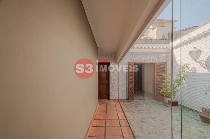 Casa à venda com 4 quartos, 216m² - Foto 17