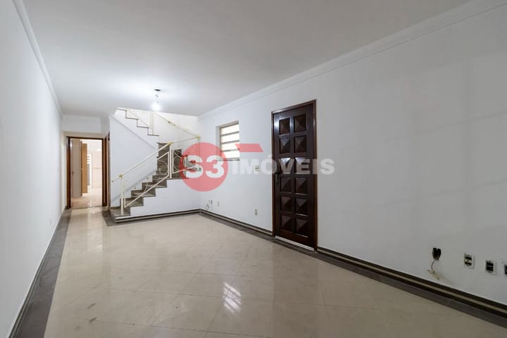 Casa à venda com 3 quartos, 240m² - Foto 26