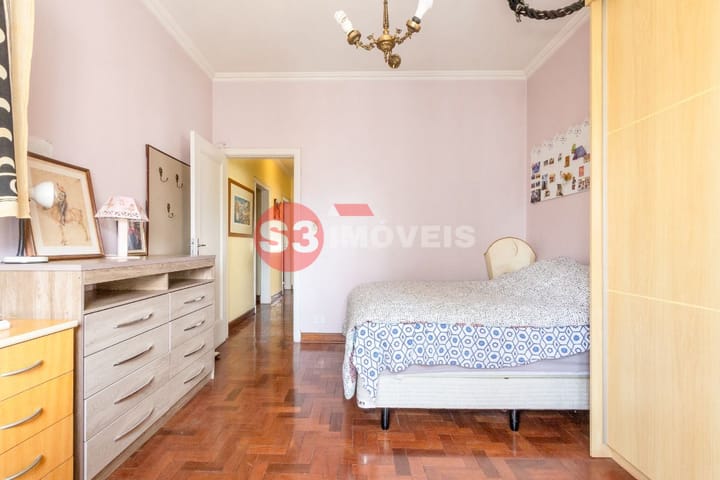 Apartamento à venda com 3 quartos, 212m² - Foto 17