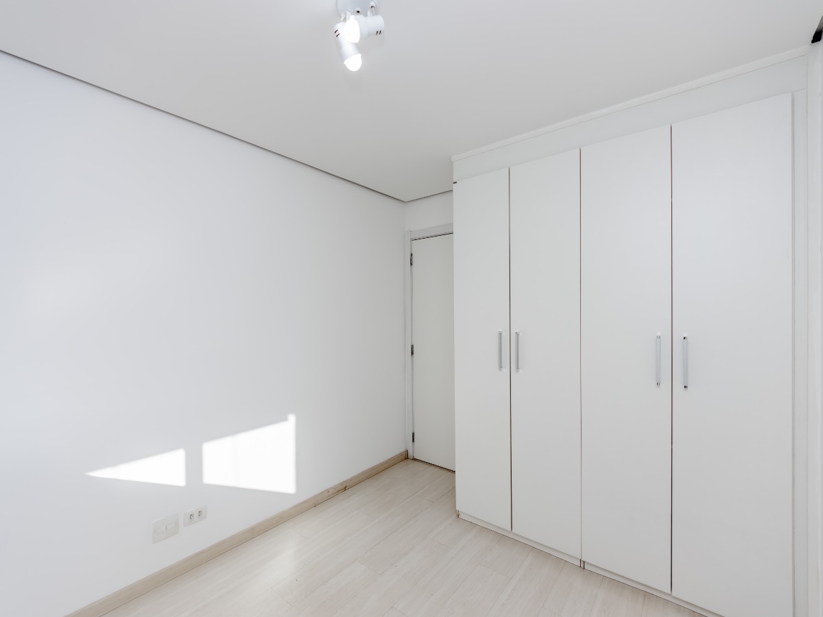 Apartamento à venda com 1 quarto, 61m² - Foto 17