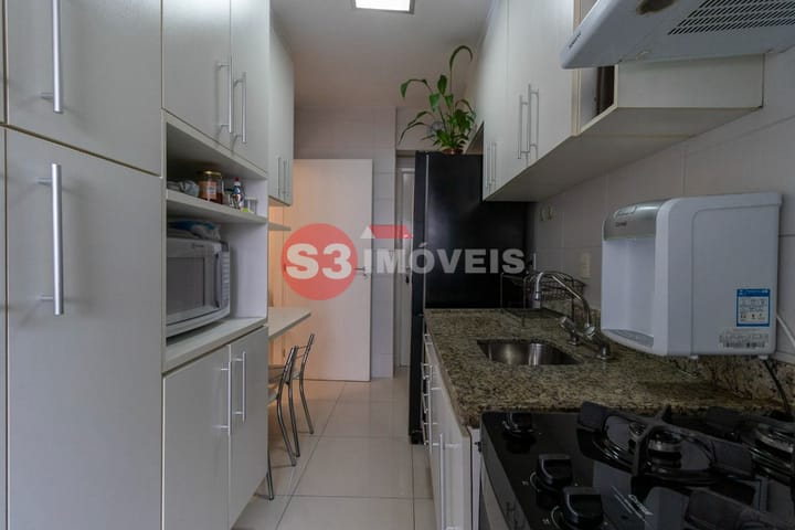 Apartamento à venda com 3 quartos, 94m² - Foto 9