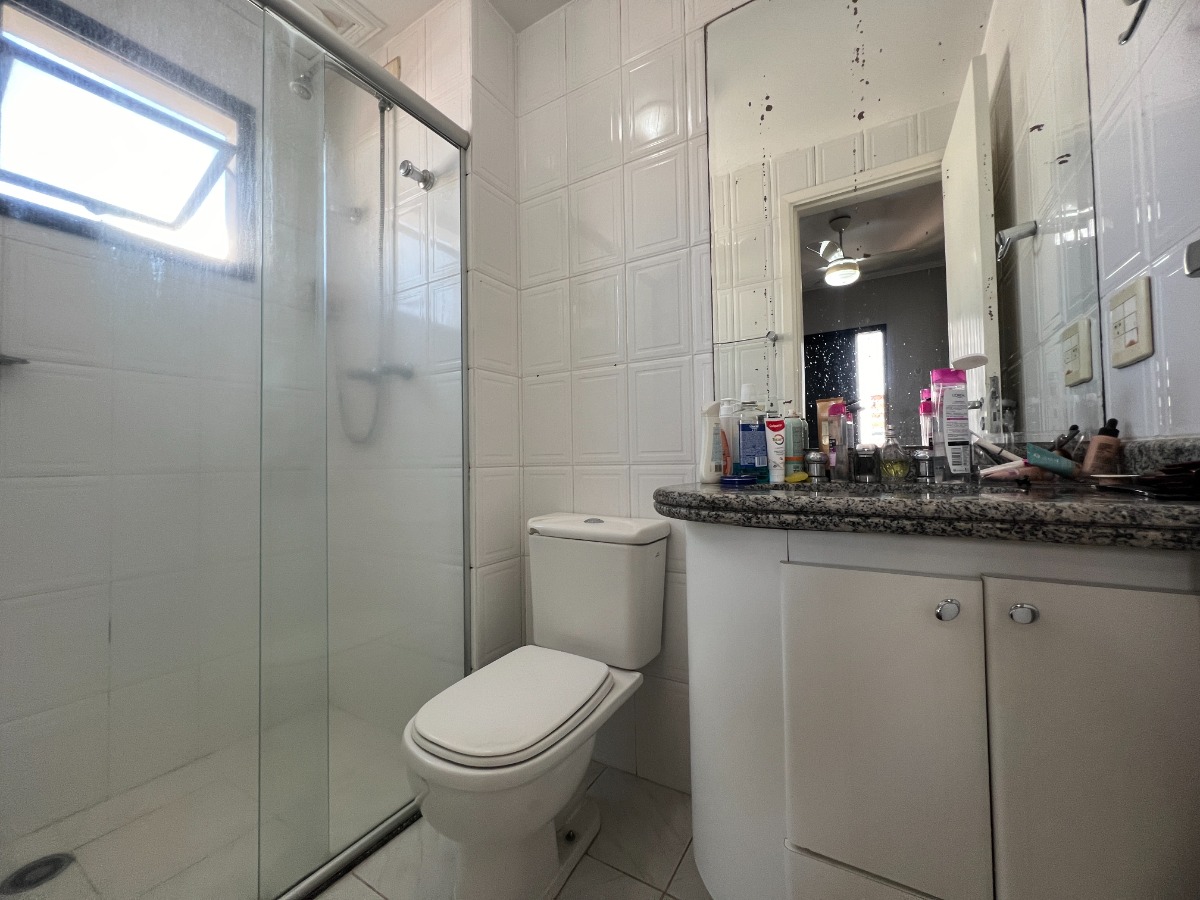 Apartamento à venda com 3 quartos, 76m² - Foto 20