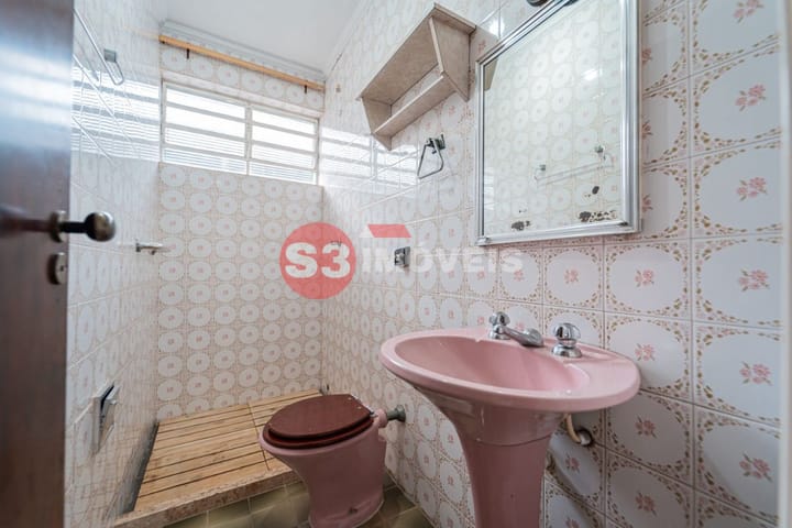 Casa à venda com 3 quartos, 170m² - Foto 7