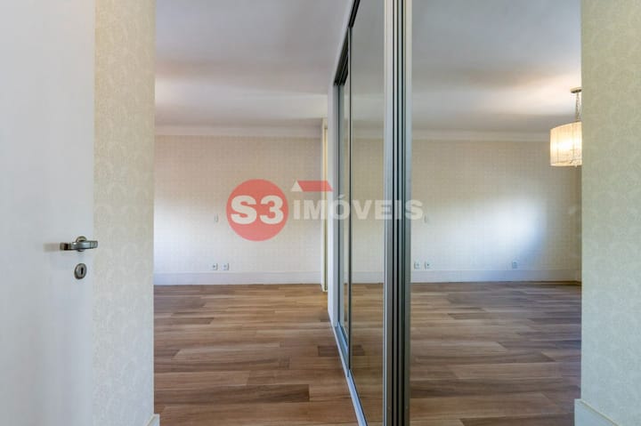 Apartamento à venda com 3 quartos, 235m² - Foto 29