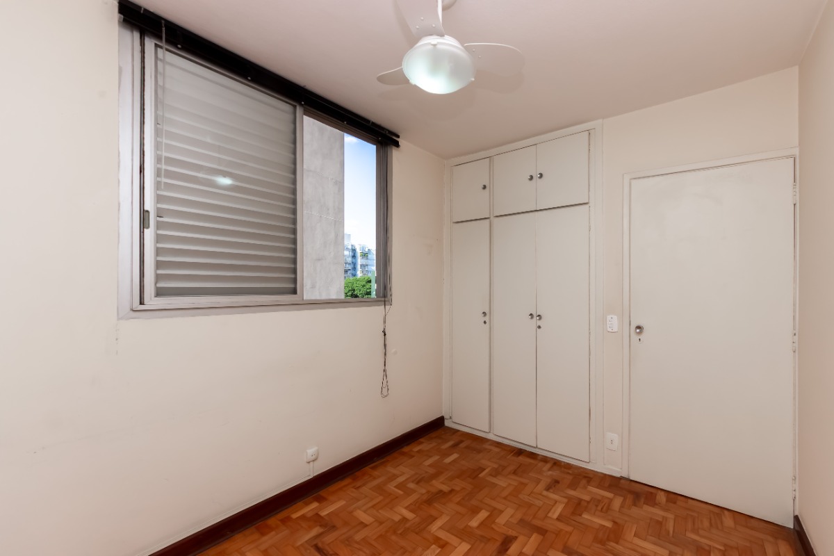 Apartamento à venda com 3 quartos, 117m² - Foto 5