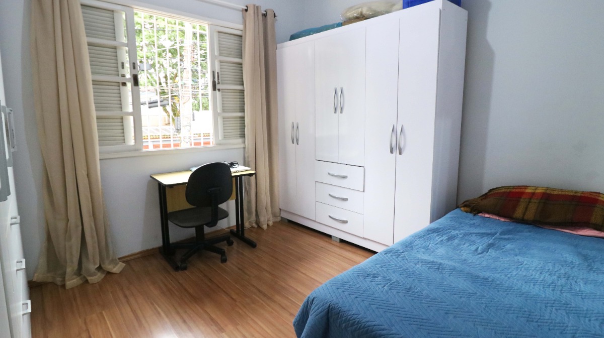 Casa à venda com 4 quartos, 200m² - Foto 18